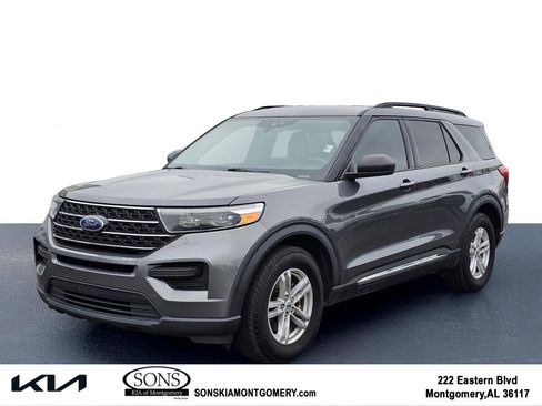 Used 2021 Ford Explorer XLT image 1