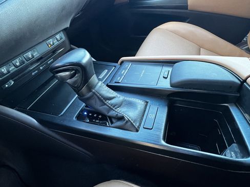 Used 2021 Lexus ES 350 w/ Premium Package image 27