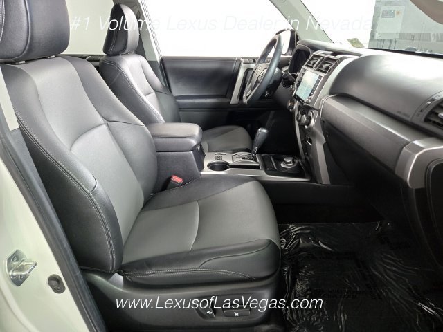 Used 2021 Toyota 4Runner SR5 Premium w/ Moonroof Package AWD/4WD image 23