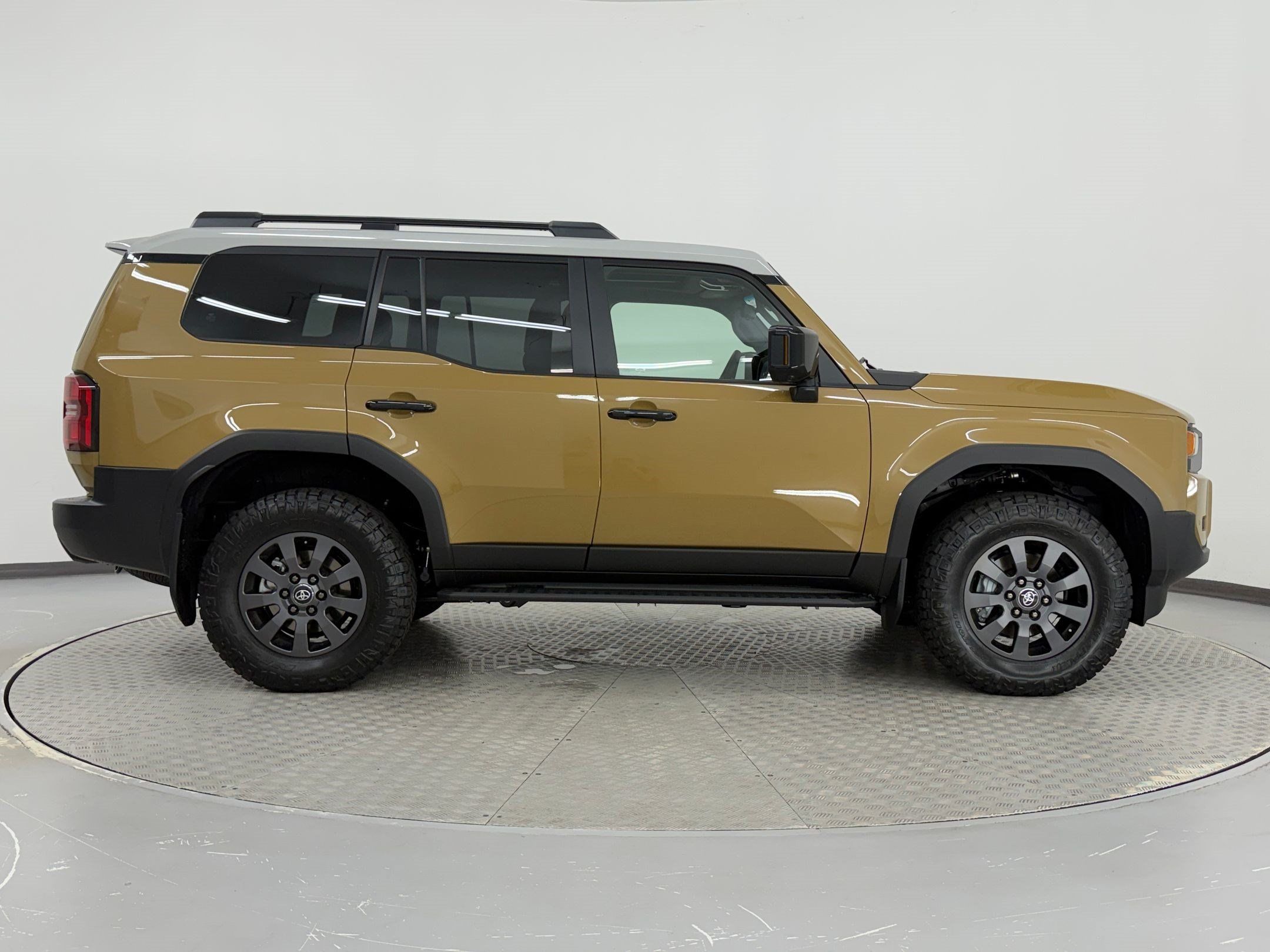 Used 2025 Toyota Land Cruiser w/ Premium Package AWD/4WD image 8