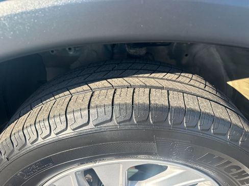 Used 2015 Honda CR-V EX image 19