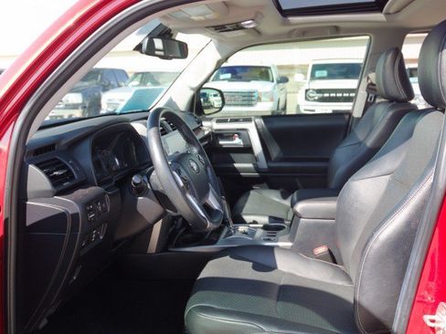 Used 2024 Toyota 4Runner Limited AWD/4WD image 15