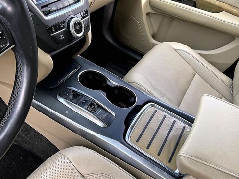 Used 2019 Acura MDX SH-AWD w/ Technology Package image 14