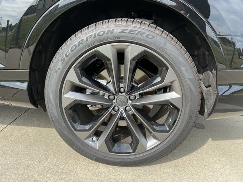 Certified 2026 Audi Q7 3.0T Premium Plus AWD/4WD image 13