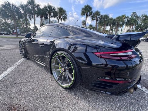 Used 2018 Porsche 911 Turbo S AWD/4WD image 19