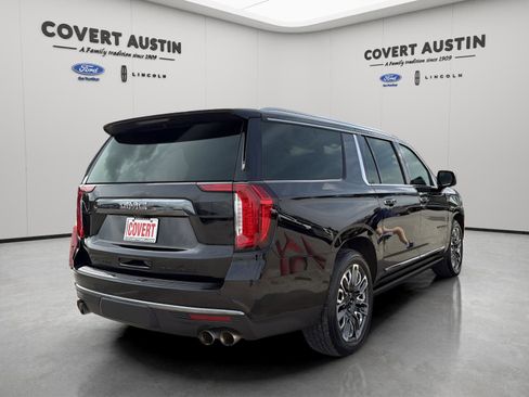 Used 2023 GMC Yukon XL Denali Ultimate image 5