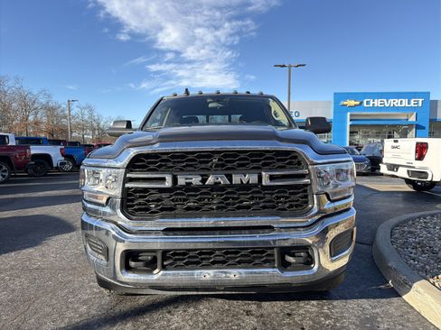 Used 2020 RAM 2500 Tradesman image 2