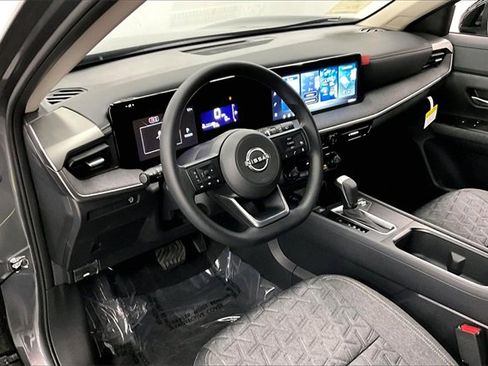 New 2026 Nissan Kicks SV image 6