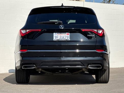 Certified 2023 Acura MDX FWD w/ Technology Package image 9