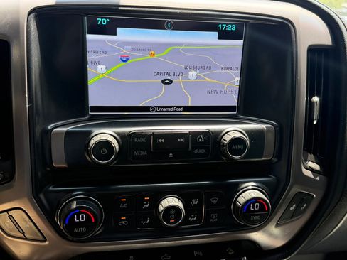 Used 2017 GMC Sierra 1500 SLT w/ All Terrain Package AWD/4WD image 32