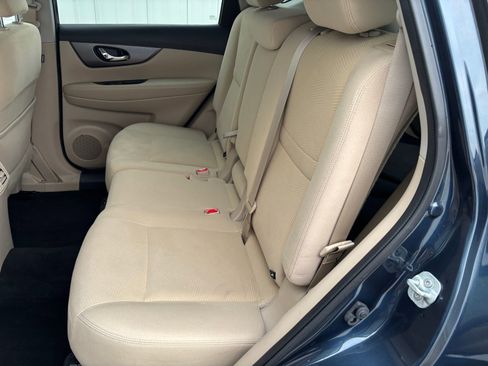 Used 2016 Nissan Rogue SV w/ SV Premium Package image 33