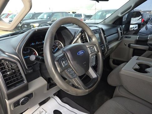 Used 2020 Ford F250 XLT w/ FX4 Off-Road Package image 24