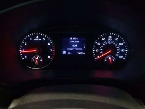 Used 2020 Kia Sorento LX FWD image 23
