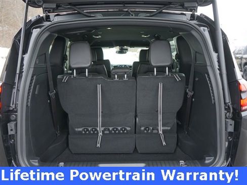 New 2026 Chrysler Pacifica Select image 31