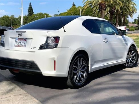 Used 2015 Scion tC FWD image 13