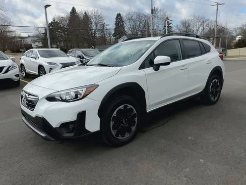 Certified 2021 Subaru Crosstrek 2.0i Premium w/ Moonroof Package image 4