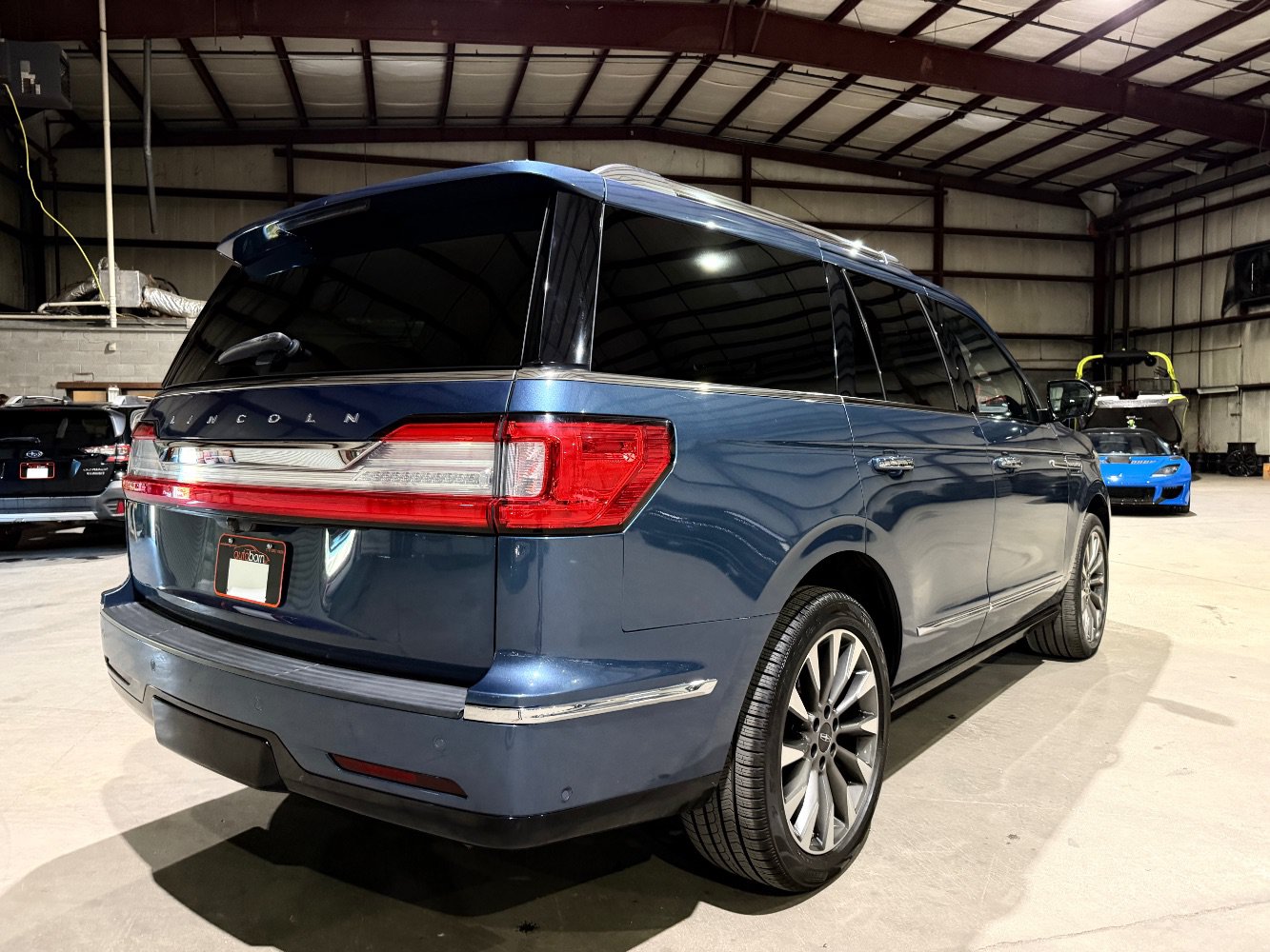 Used 2019 Lincoln Navigator Select w/ Technology Package RWD image 5