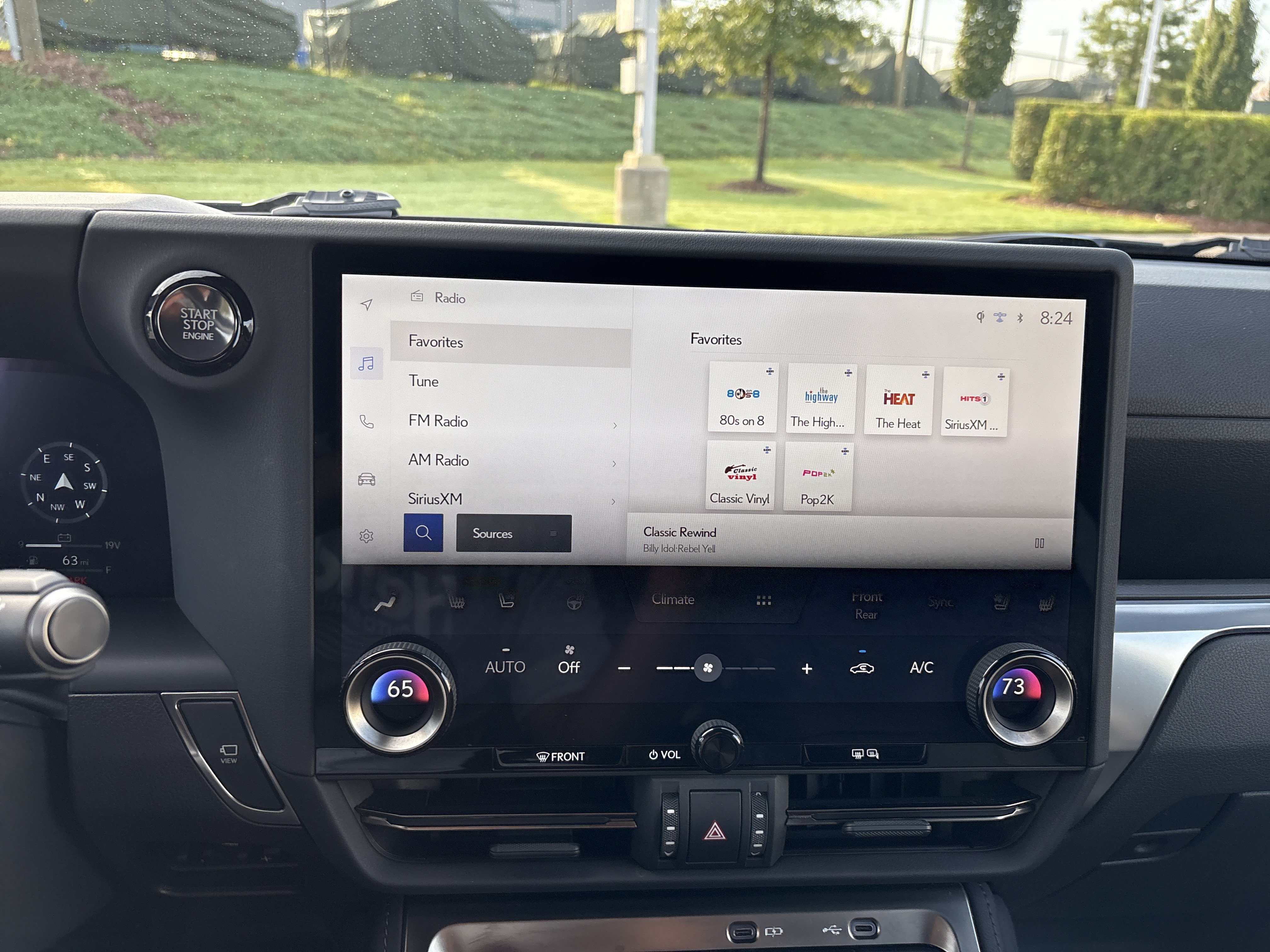 Used 2024 Lexus GX 550 w/ Accessory Package (Z1) AWD/4WD image 29