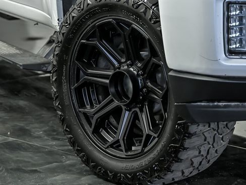 Used 2022 GMC Sierra 2500 Denali AWD/4WD image 3