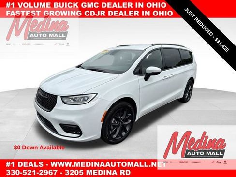 Used 2023 Chrysler Pacifica Touring-L w/ S Appearance Package AWD/4WD image 1