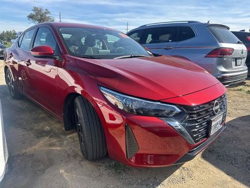 Certified 2025 Nissan Sentra SV image 1