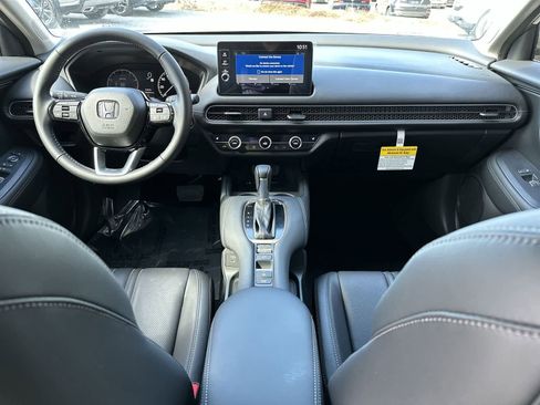 New 2026 Honda HR-V EX-L image 9