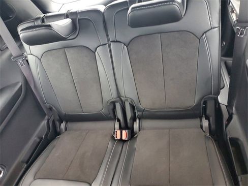 New 2025 Jeep Grand Cherokee L Altitude image 11