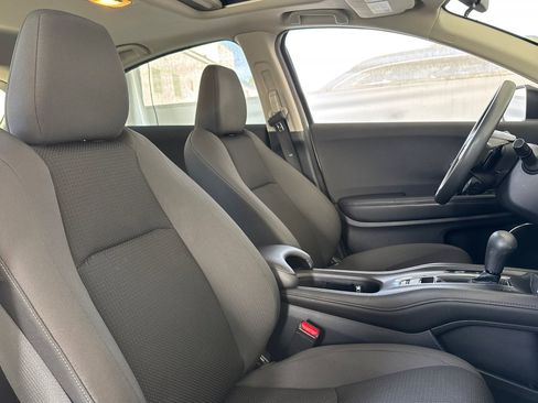 Used 2022 Honda HR-V EX image 31