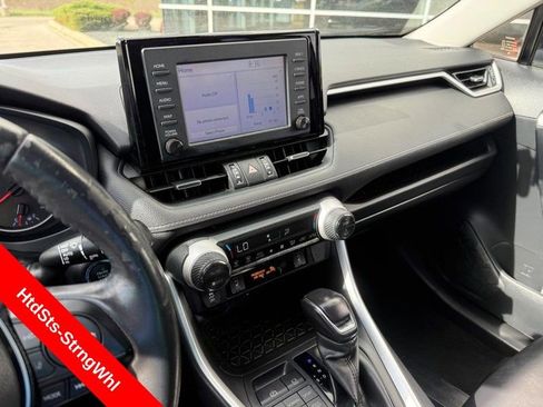 Used 2019 Toyota RAV4 XLE Premium w/ Cold Weather Package AWD/4WD image 25