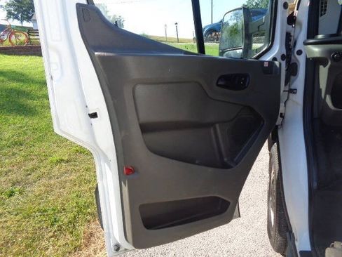 Used 2020 Ford Transit 250 Low Roof RWD image 12