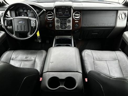 Used 2016 Ford F250 Lariat w/ Lariat Interior Package AWD/4WD image 13