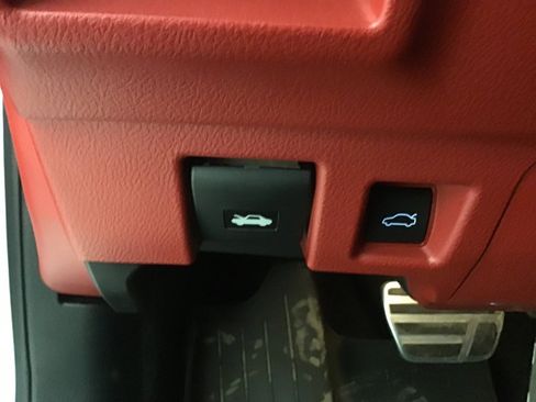 Used 2022 Lexus IS 350 F Sport image 33