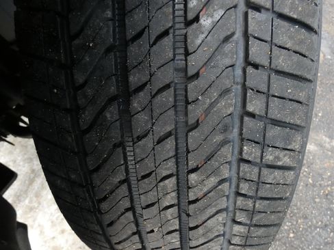 Used 2023 GMC Yukon XL Denali Ultimate image 9