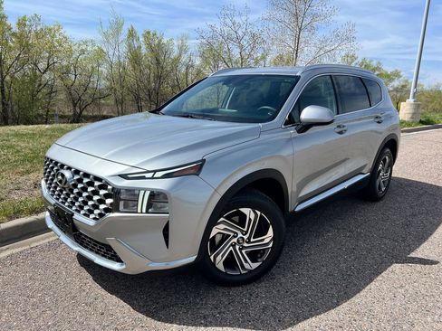 Used 2022 Hyundai Santa Fe SEL image 4