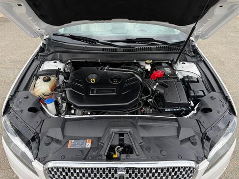 Used 2019 Lincoln MKZ Reserve image 18