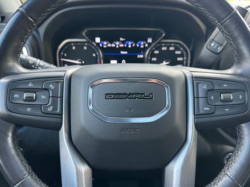 Used 2022 GMC Sierra 3500 Denali w/ Denali Ultimate Package image 23