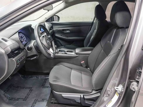 Used 2023 Nissan Sentra SV FWD image 25