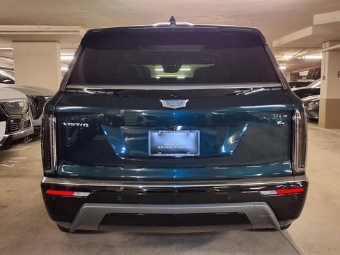 New 2027 Cadillac Vistiq Luxury AWD/4WD image 9