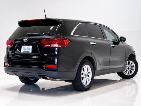 Used 2019 Kia Sorento L FWD image 32