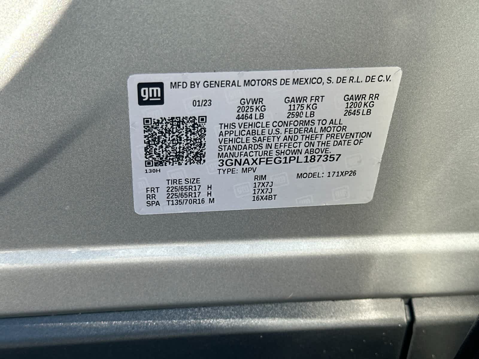 Used 2023 Chevrolet Equinox LS w/ LPO, Floor Liner Package FWD image 31