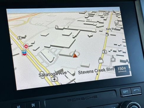 Used 2018 Porsche Macan S image 21