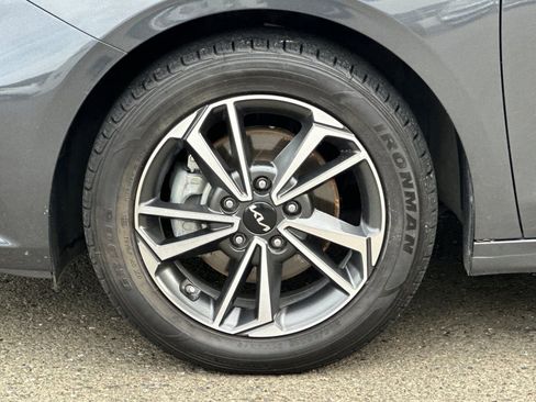 Used 2023 Kia Forte LXS w/ LXS Technology Package image 26