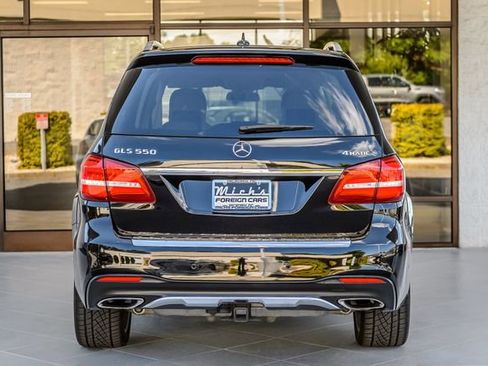 Used 2017 Mercedes-Benz GLS 550 4MATIC image 8
