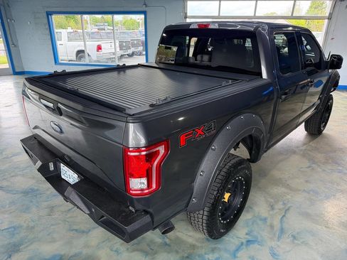Used 2015 Ford F150 XLT w/ Equipment Group 302A Luxury AWD/4WD image 8