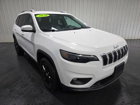 Used 2020 Jeep Cherokee Latitude Plus AWD/4WD image 2