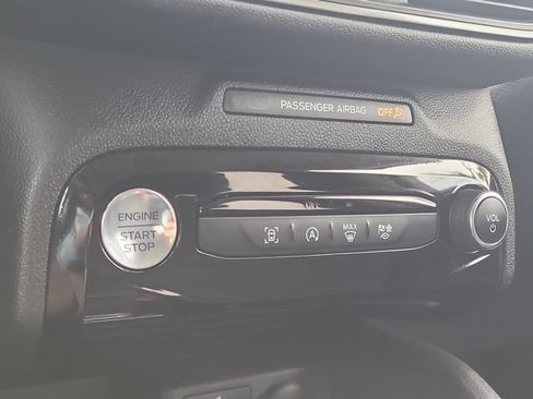 Used 2025 Ford Escape Active w/ Tech Pack #1 FWD image 26
