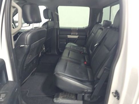 Used 2019 Ford F250 Lariat w/ Lariat Ultimate Package AWD/4WD image 13