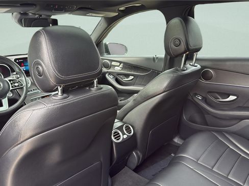 Certified 2021 Mercedes-Benz GLC 300 4MATIC image 19