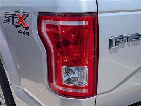Used 2017 Ford F150 XL w/ Equipment Group 101A Mid AWD/4WD image 13