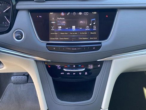 Used 2019 Cadillac XT5 Luxury image 11